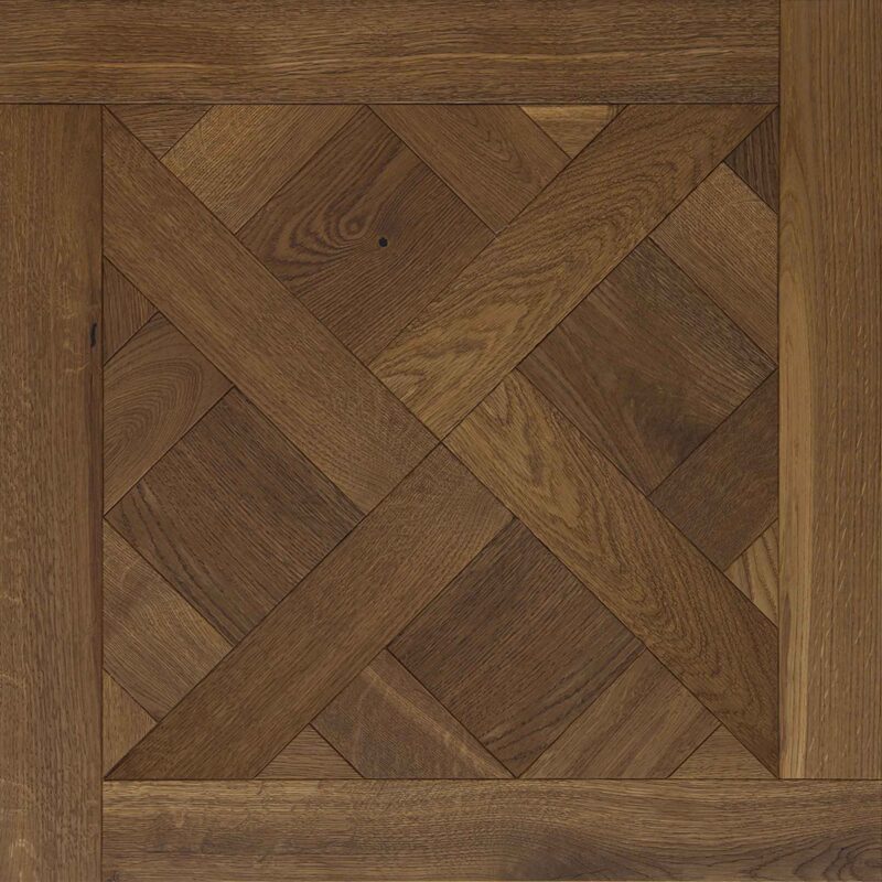 Exceptional Fine Quality Bespoke Engineered Oak Parquet de Versailles ...